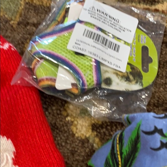 Dog halters and bows and dresses - Picture 4 of 8